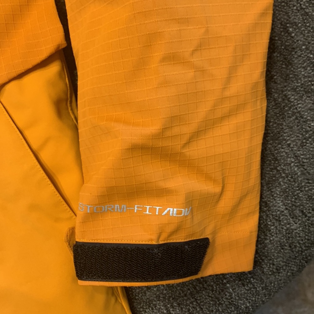 Men’s Nike tech pack jacket - Picture 3 of 16